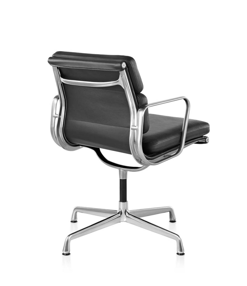 Eames® Soft Pad Management Guest Chair