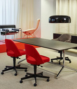 Saarinen Executive Chair With Casters - Armless